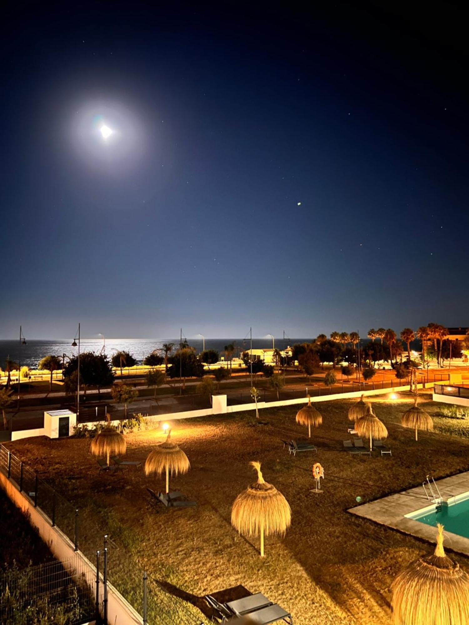 Apartamento En Valle-Niza, Almayate, Benajarafe, Torre Del Mar A 50 Metros De La Playa Málaga Eksteriør bilde